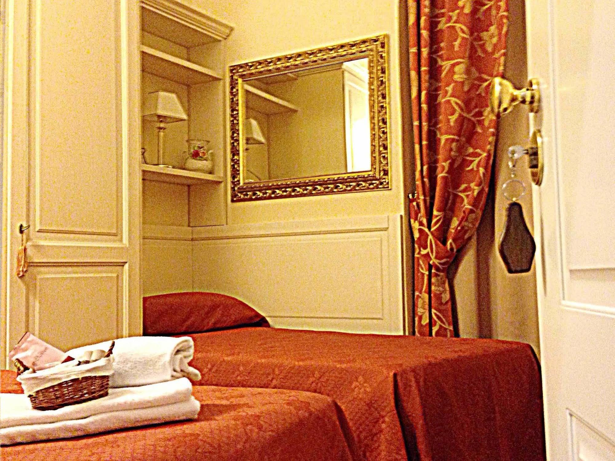 Residenza Domiziano Panzió Róma Kültér fotó